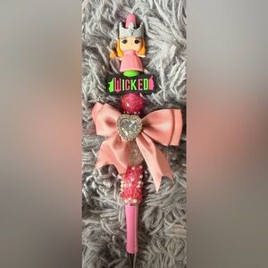 WICKED-pink  Princess-Glinda Pen with Bow and Jewel